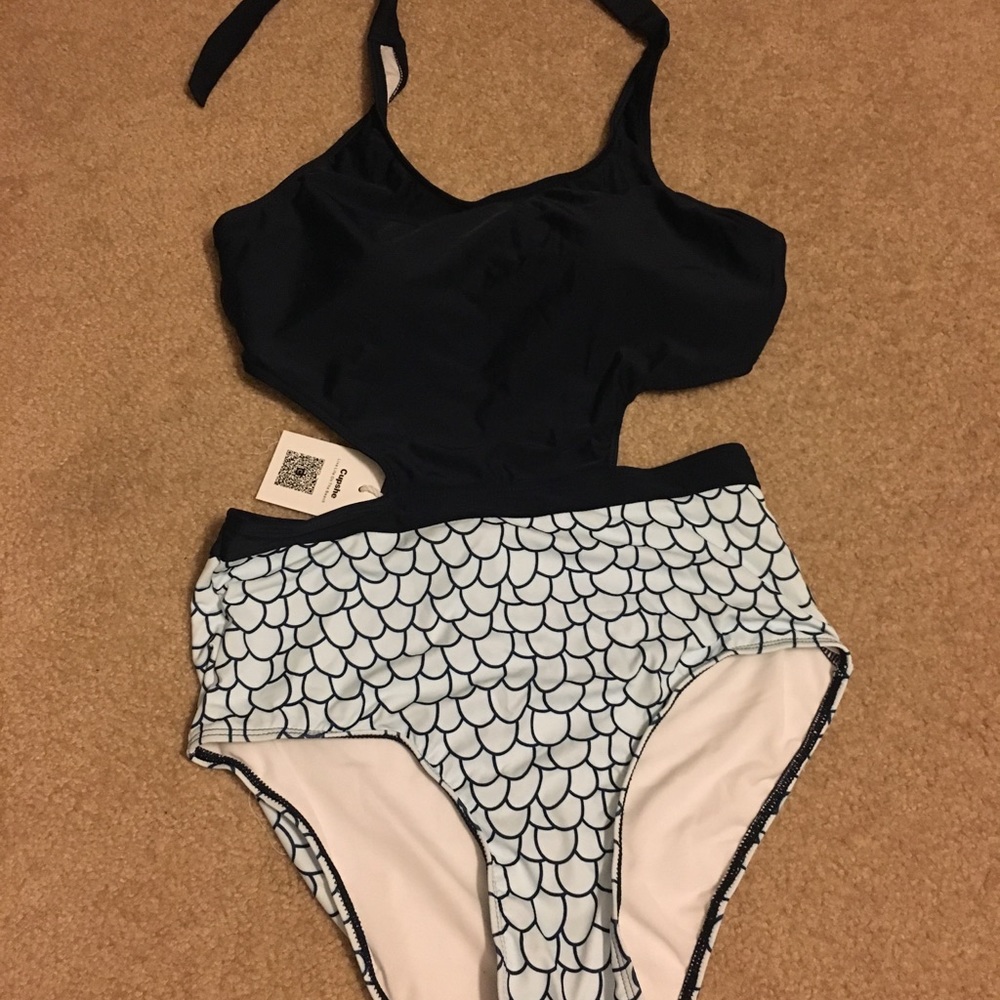 Cupshe one piece halter bathing suit fishscales - Picture 3 of 5